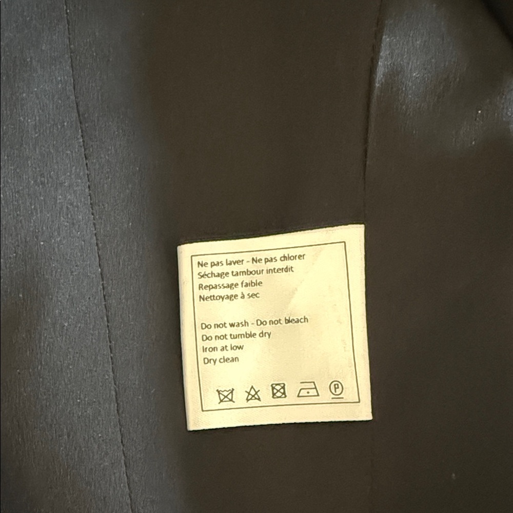 Authentic Chanel Jacket - image 8